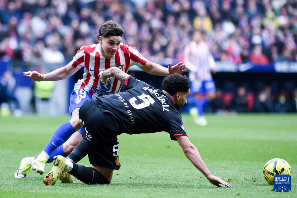 鹈鹕将围绕费尔斯、奎因重建，愿听取锡安、墨菲与琼斯的报价